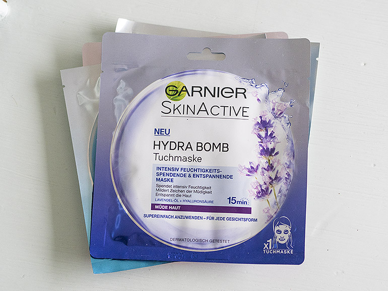 Garnier Skin Active Moisture Bomb sheet tissue mask