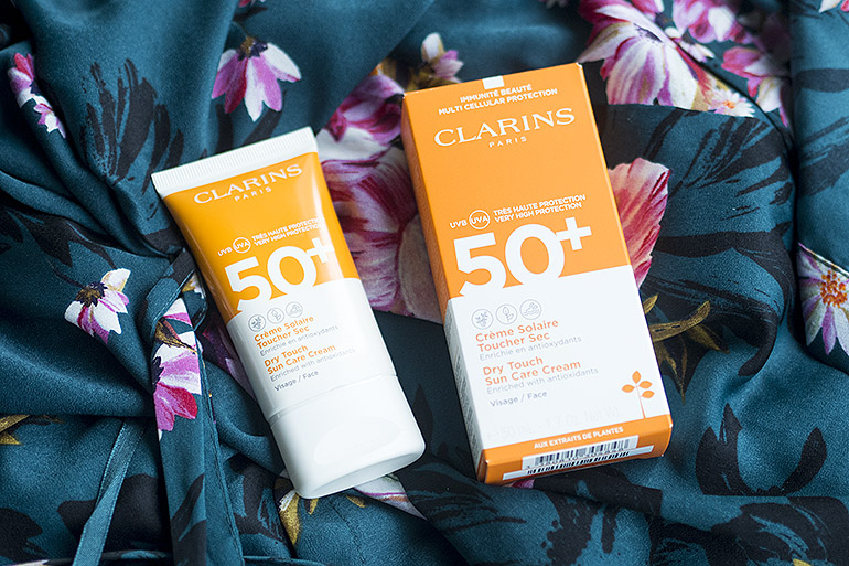 Clarins Dry Touch Sun Care Cream aurinkovoide 